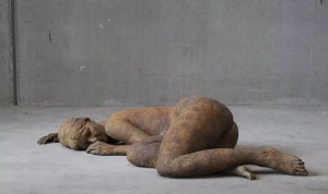 直击灵魂的雕塑作品，来自荷兰艺术家Lotta Blok